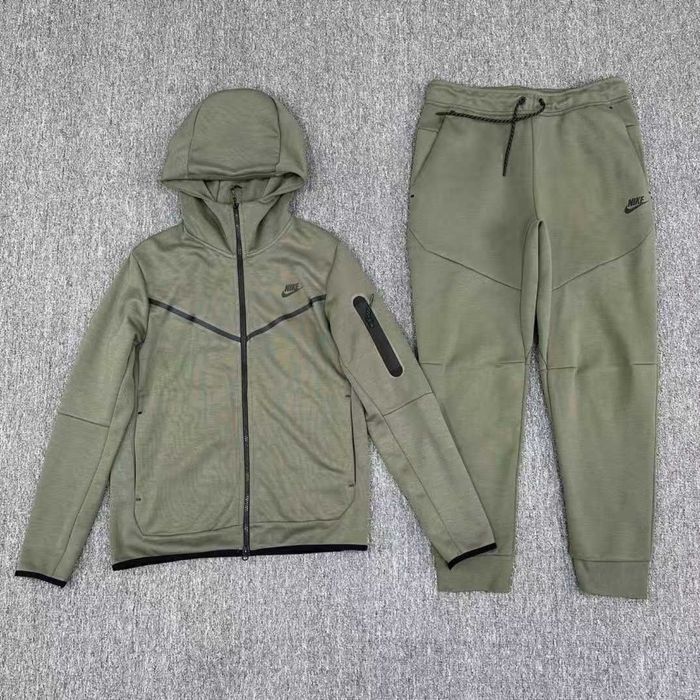 Tech fleece kzzzz