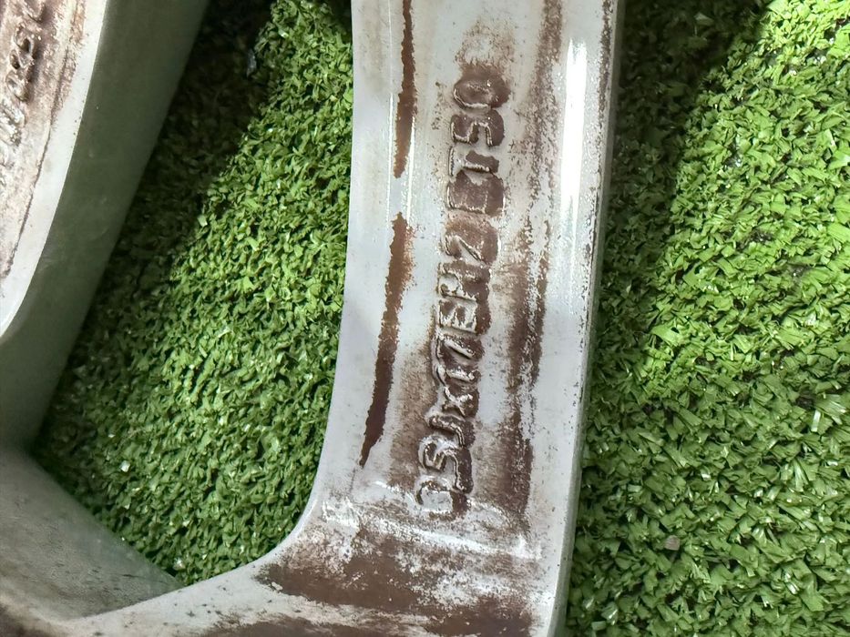 JANTE AUDI R17 / 5x112 / TT TTS / 245/45 R17 99Y XL / 0,5JX17 EH2 ET50 + CAUCIUCURI (X4)