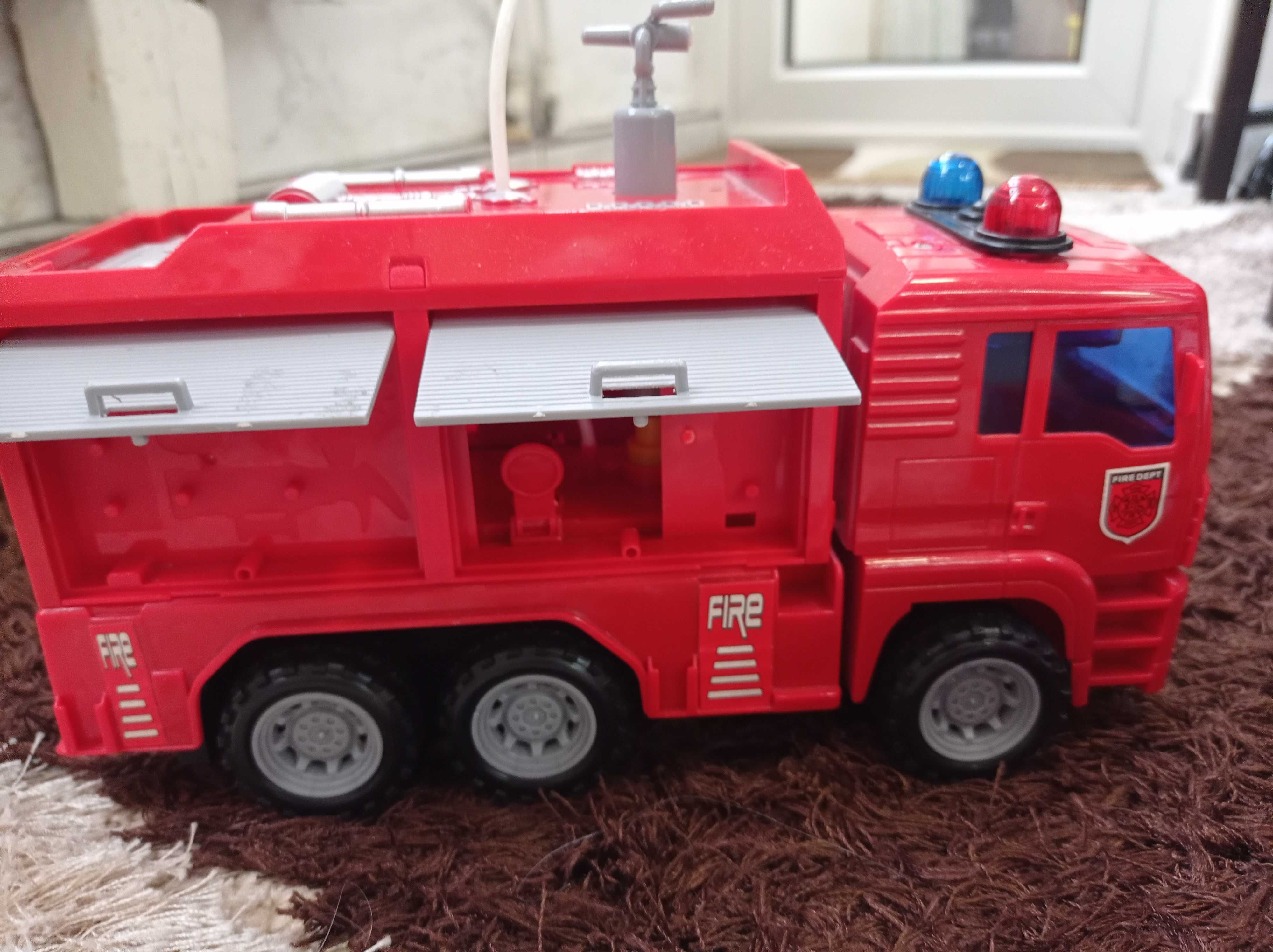 Играчка - детски пожарен камион