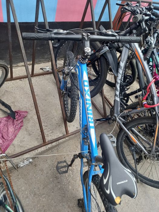 Продам велосипед спортивный, синий цвет  б/у  цена 25000 тенге