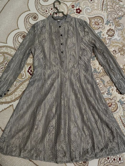 продается гипюровое платье