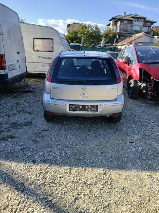 Опел корса 1.3 CDTI на части