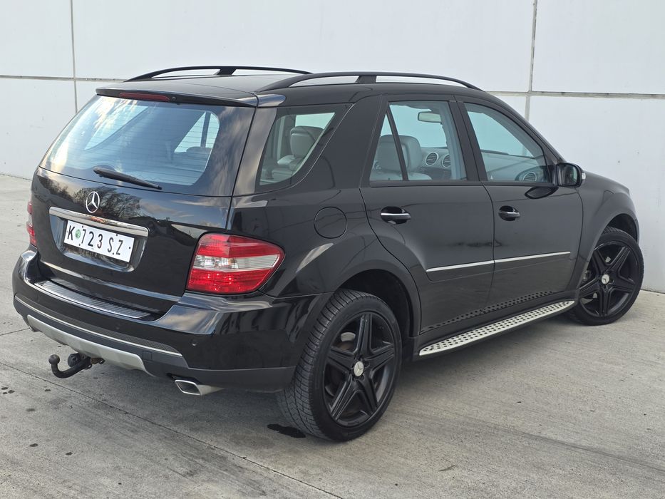 Mercedes-Benz ML320CDI 3.0d perne navi carlig AMG Import Olanda Top