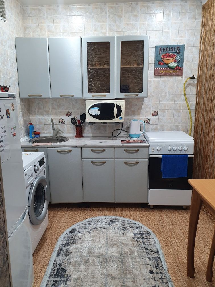 Сдаю посуточно однокомнатную квартиру в 7 мкр