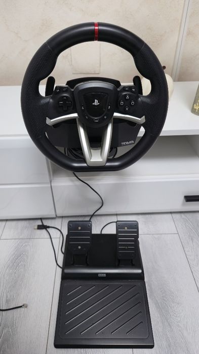 Volan gaming Hori Racing wheel apex