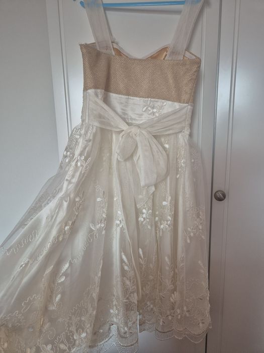 Rochie scurta aurie cu alb marime 36