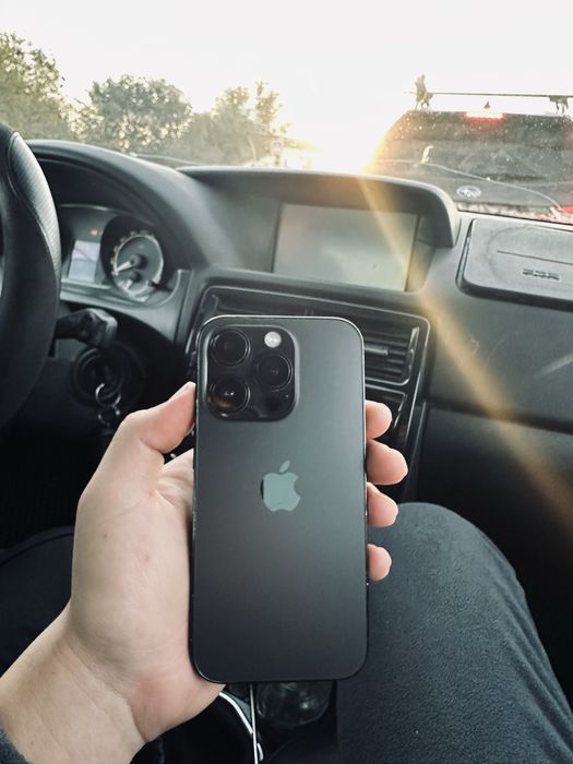 Продам айфон 14 про iPhone 14 pro
