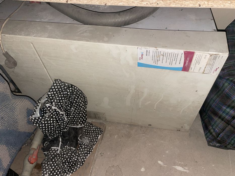 Навесной катеол Вайлант можно целиком или на запчасть рабочая