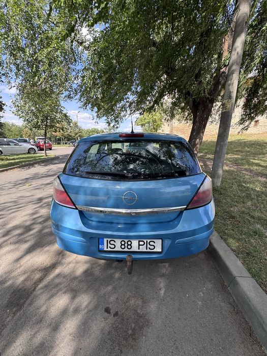 Opel Astra H 1.6