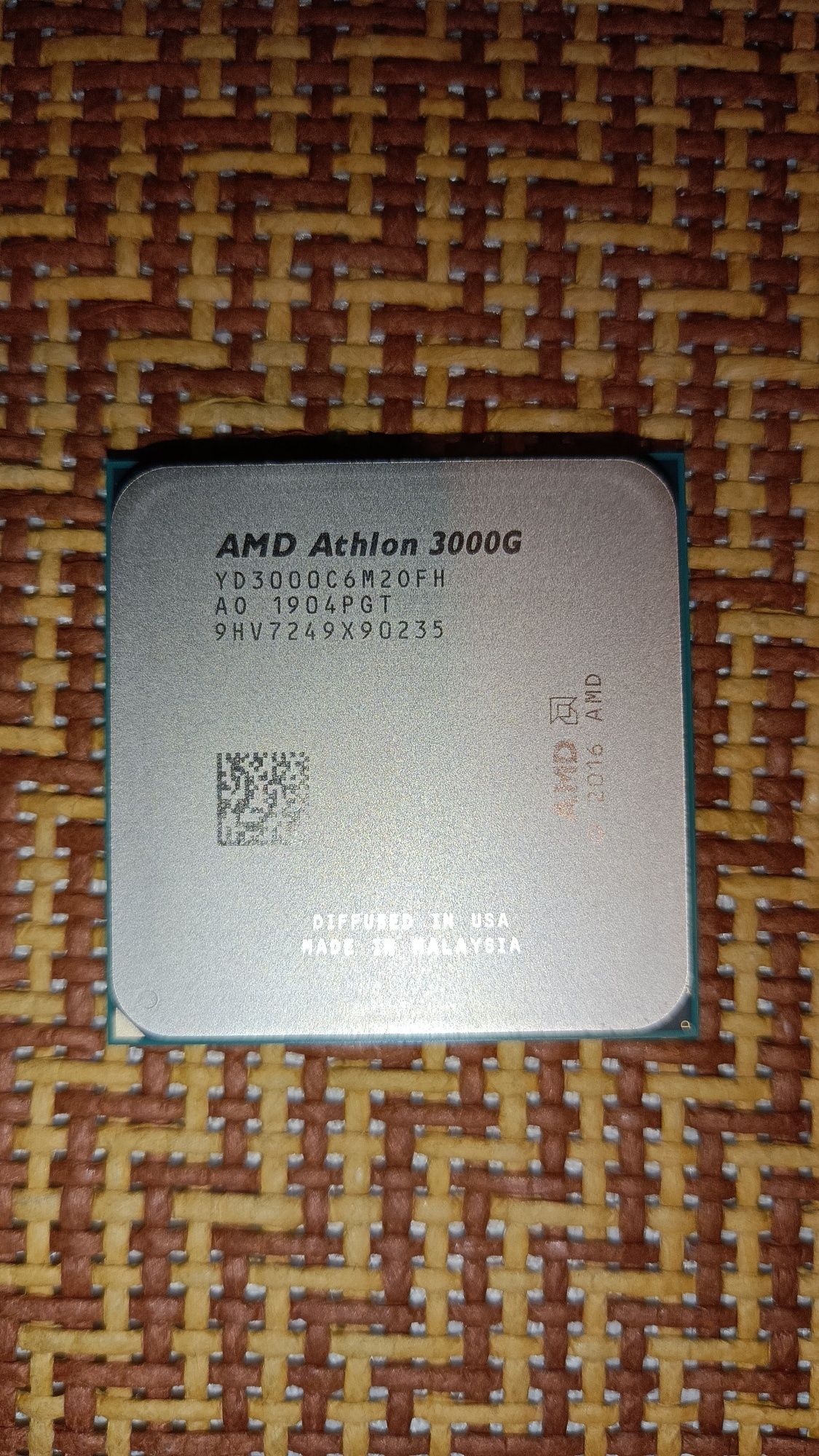 Procesor AMD Athlon 3000G 3.5GHz cu Radeon Vega 3, Socket AM4