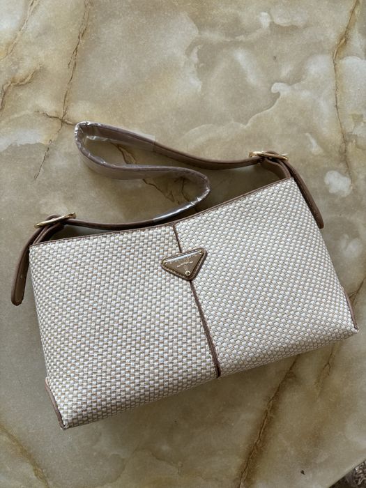 Дамска чанта / нова