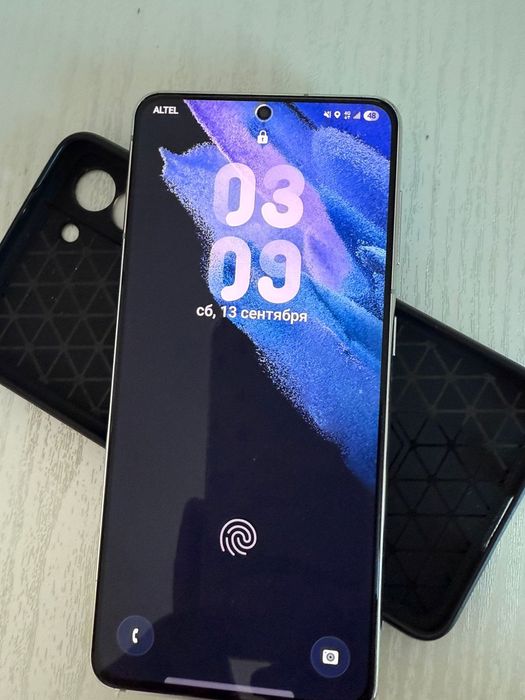 Samsung s21 8/128