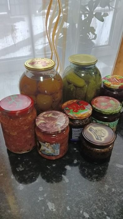 Продаю соленое, варенье, лечо.