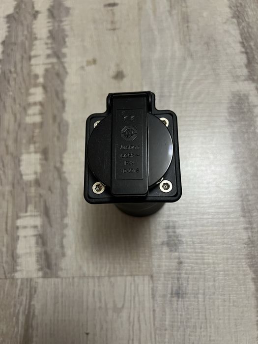 Адаптор V2L Type 2 to 230VAC шуко Schuko и Type 2 to Type 2 кабел