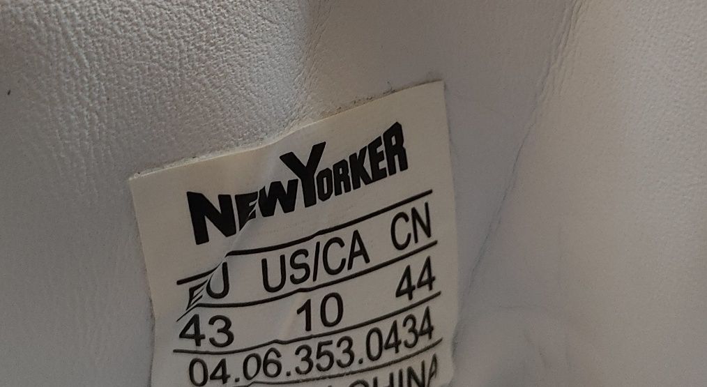 Bascheți new yorker măsura 43 sunt ca și noi