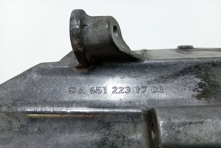 Suport  motor stanga A6512231704 Mercedes-Benz Sprinter a 2-a generat