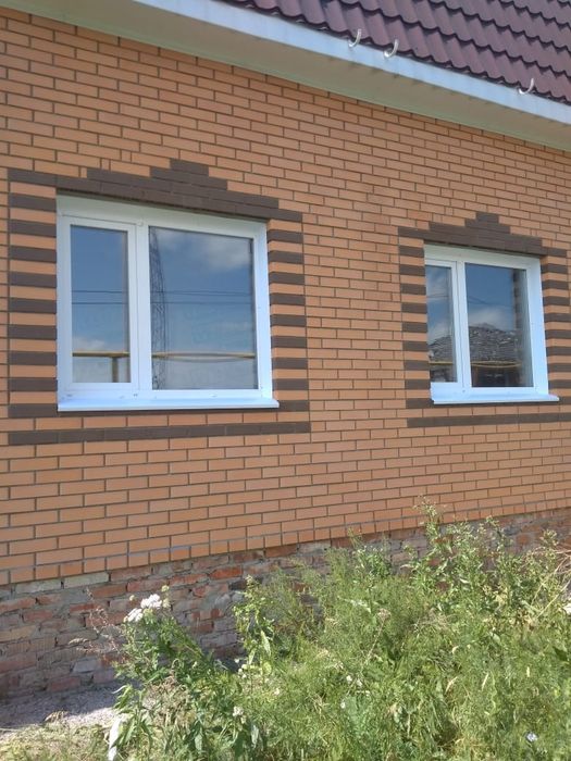 Пластиковые окна , балконы , обшивка балкона , корпусная мебель .