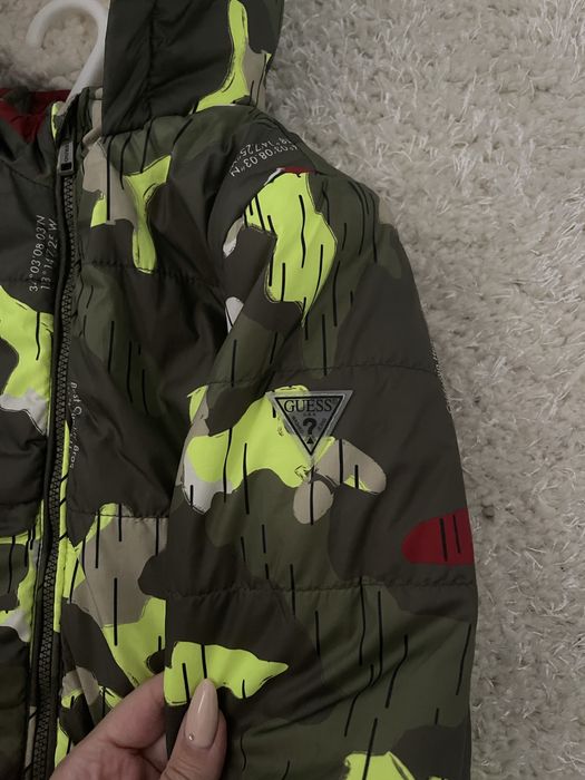 Детско яке Guess