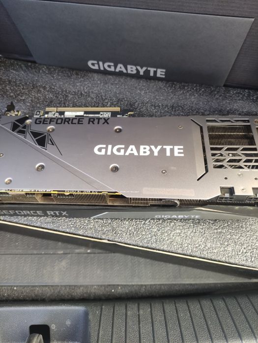 Продавам видео карта NVIDIA GeForce RTX 3070 Gigabyte.
Ка