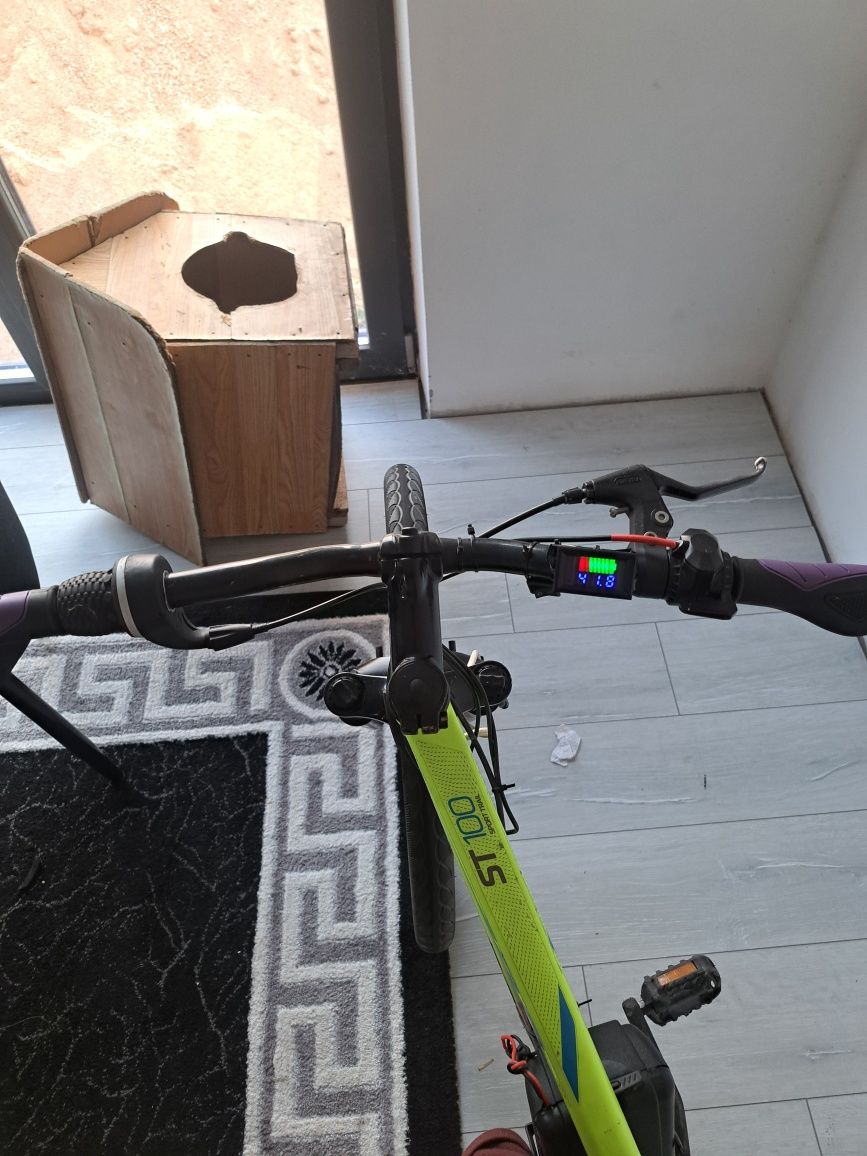 Bicicletă electrică Rockrider 100