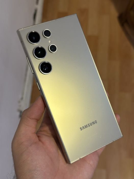 Samsung Galaxy S24 Ultra Titanium Gray 256GB !