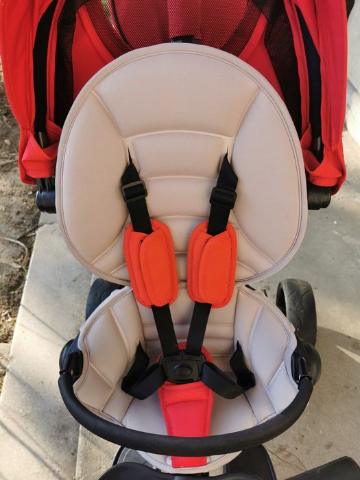 Tricicleta pliabila multifunctionala COCCOLLE Alto roșie