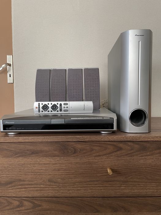 DVD/CD Тунер Усилвател