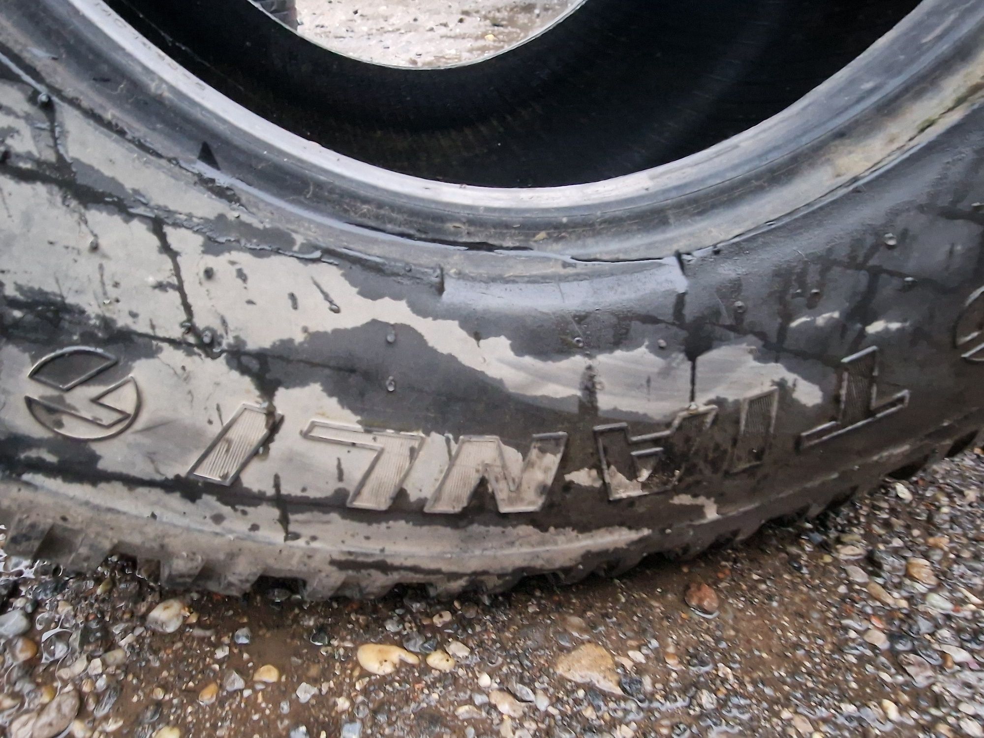 Anvelopă UTILAJE 500/50R17 marca Tianli