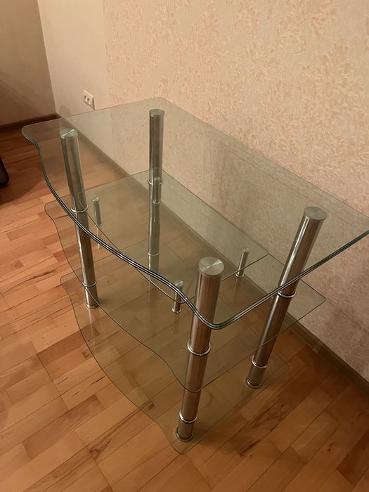 Полка под телевизор