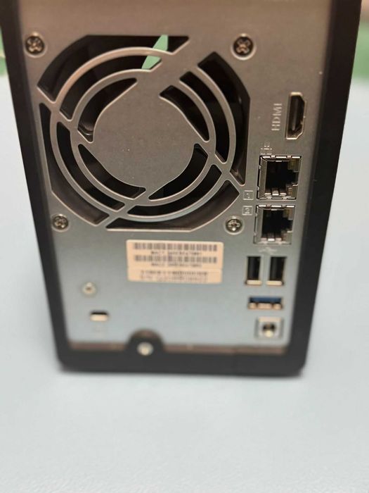 Vand NAS Qnap T-251+, cu 2 HDD WD Red 6GB