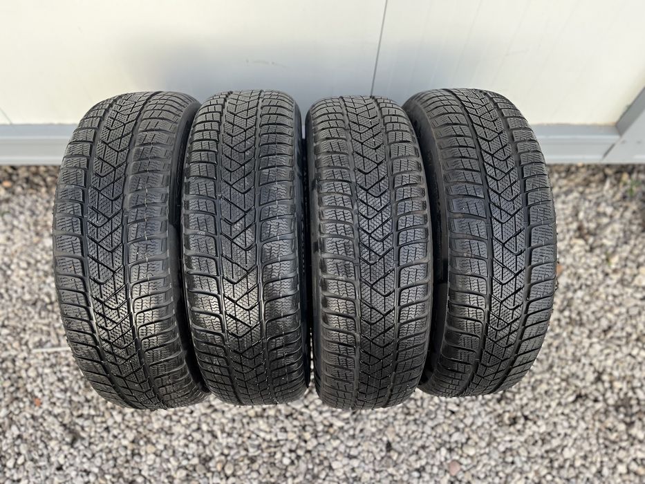 Зимни гуми Pirelli sottozero 3 215/65/17
