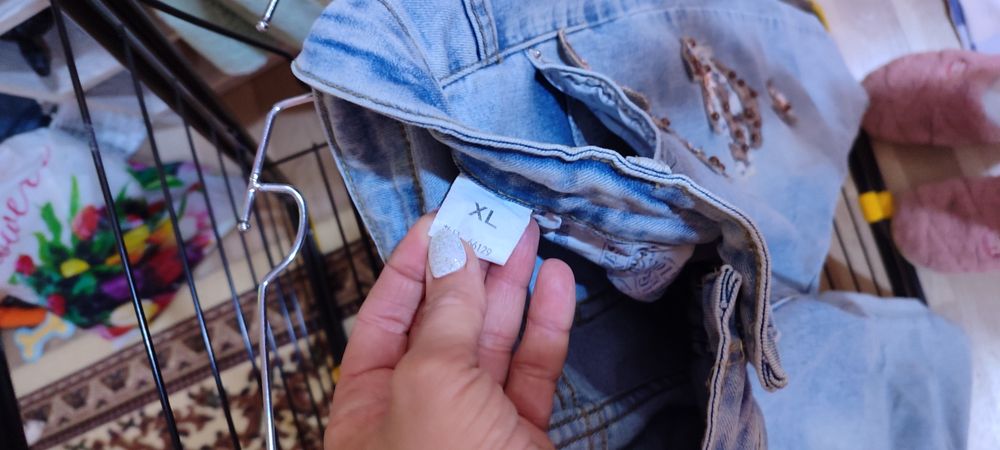 Джинсы в отличном состоянии