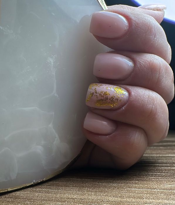 Unghii cu gel Dâmbovița