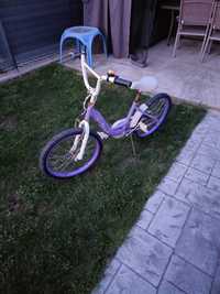 Bicicleta 6- 9 ani