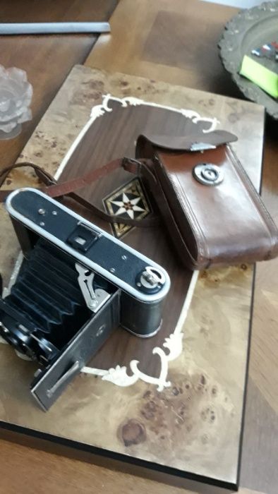 Aparat foto FOTH cu geanta de piele originala vechime 100 de ani