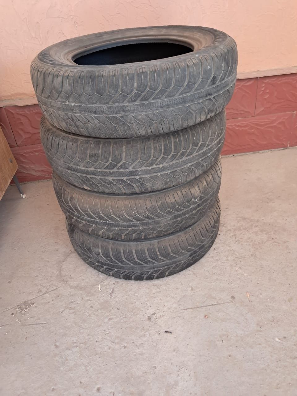 Шины зимние 175/70 R14