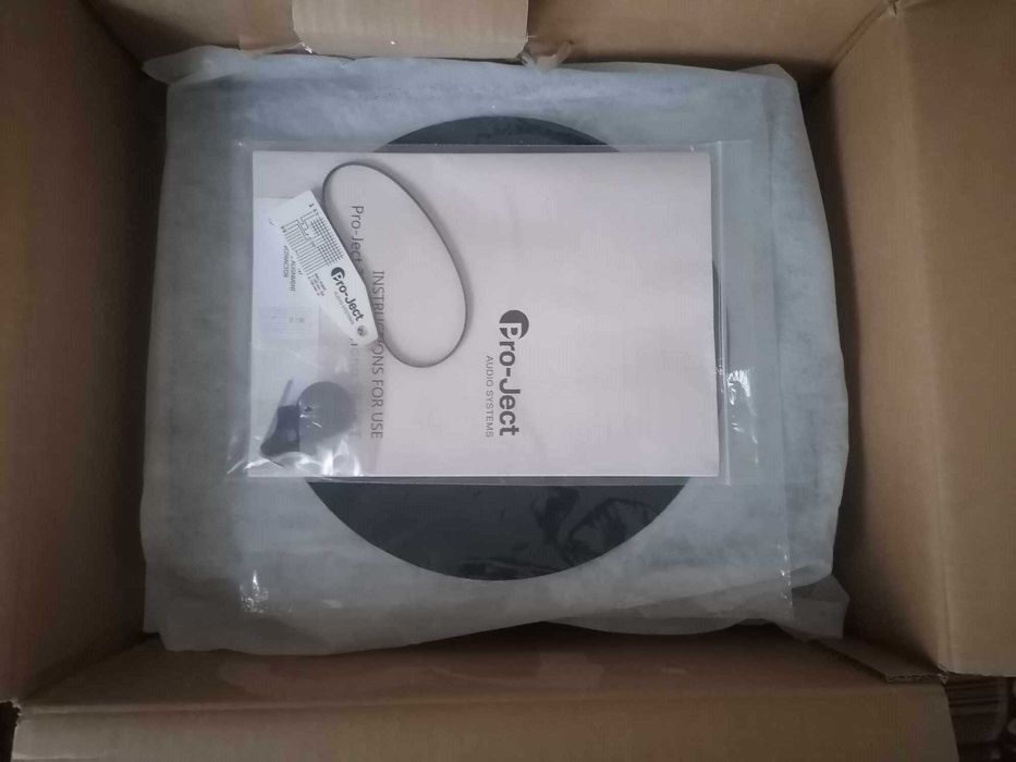 Pro-Ject T1  Pick up