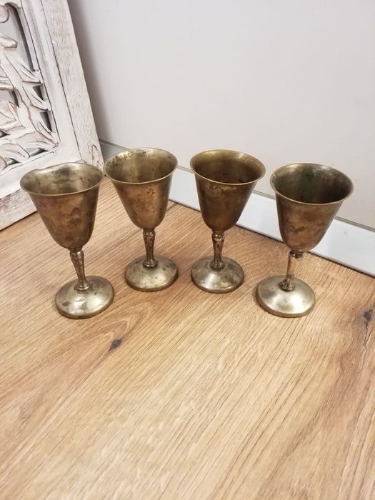 Set 4 pahare din alamă Toledo-Spania.