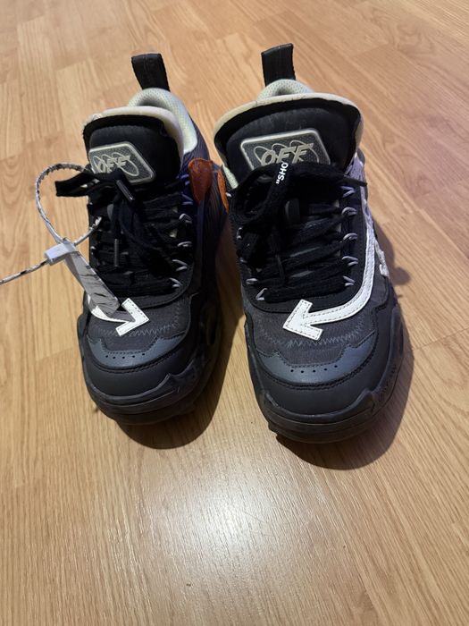 Adidasi Off White Odsy