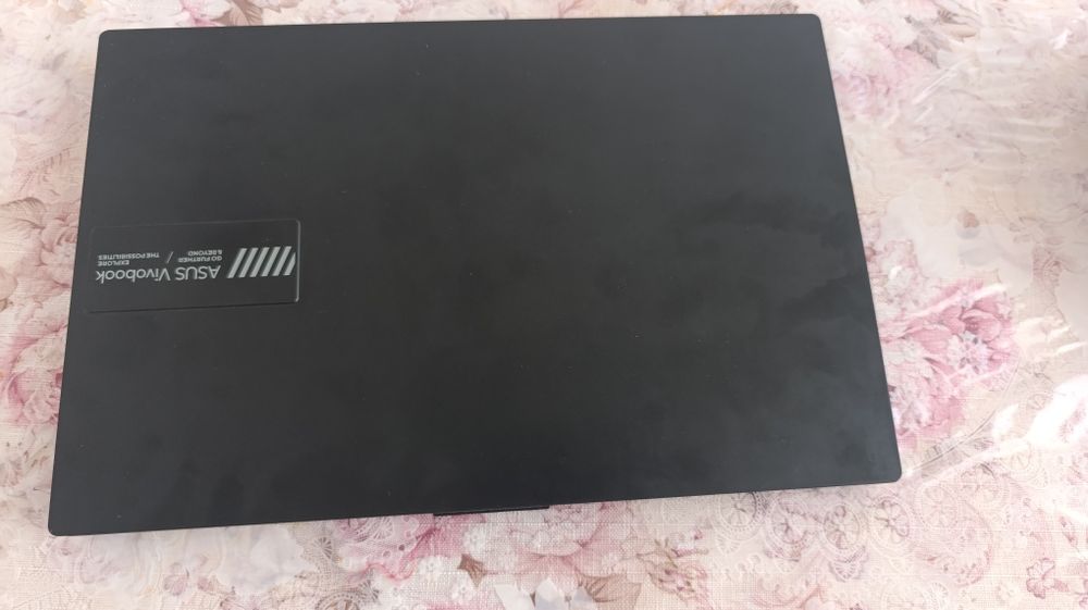 ASUS vivobook