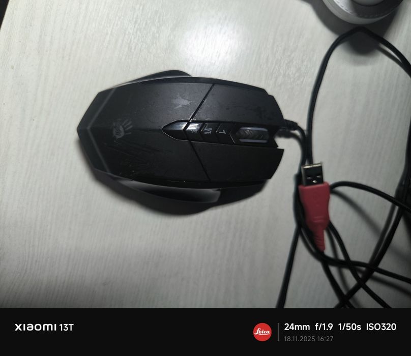 Bloody v7m продам