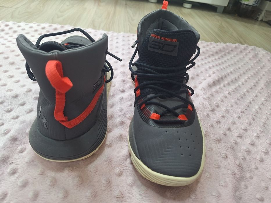Adidași băieți stare buna