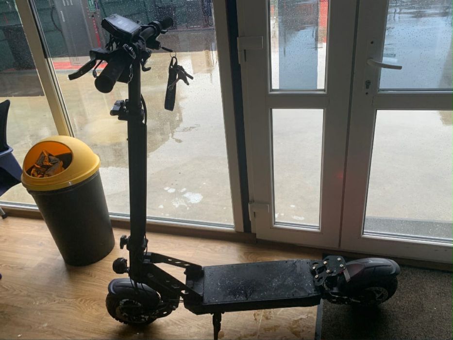 Vand trotineta kukrin g2 max