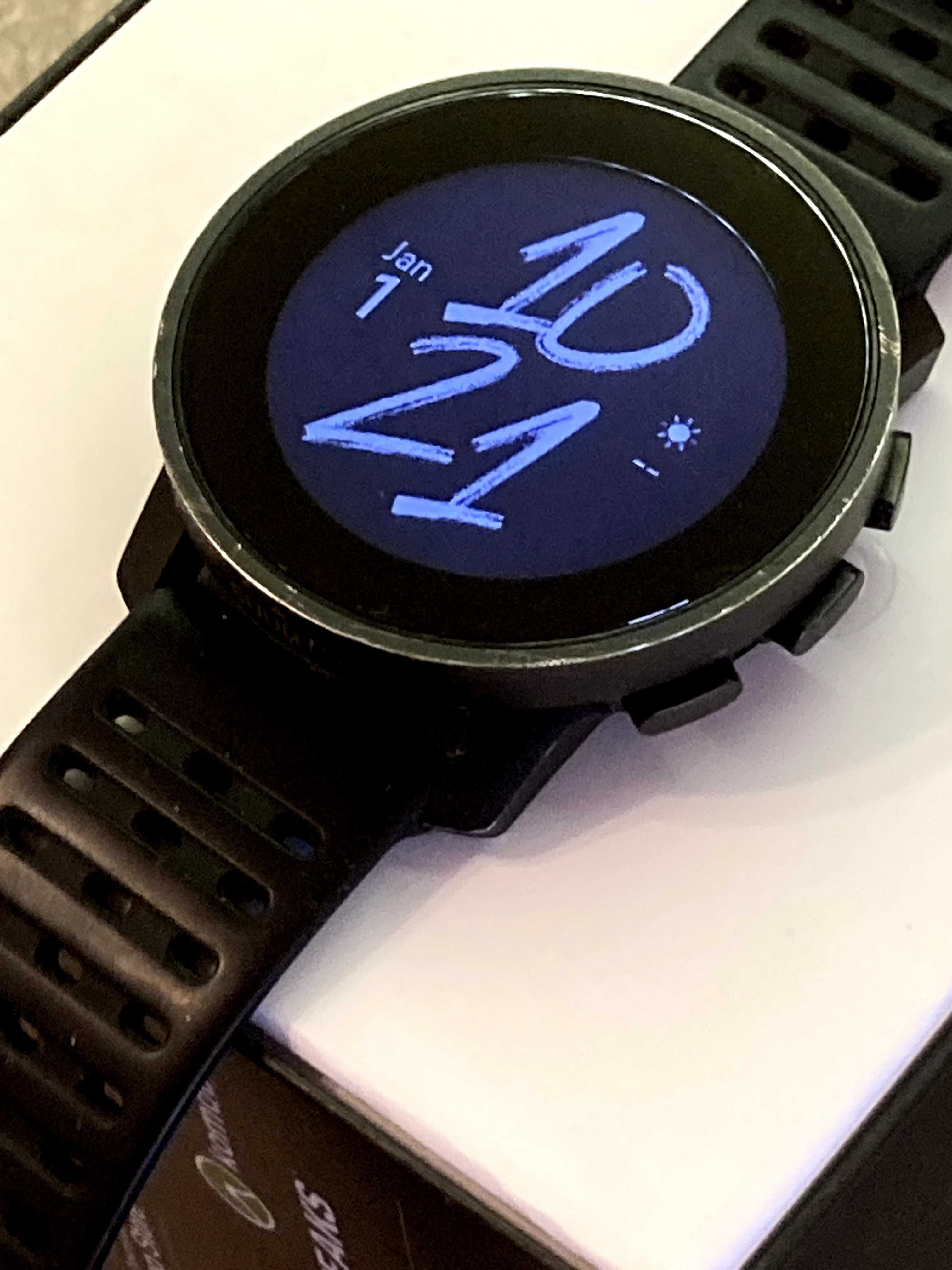 Спортен GPS часовник Suunto 9 Peak Pro All Black