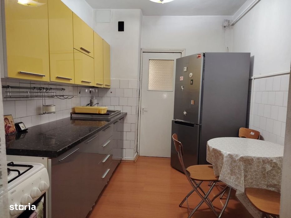 Inchiriez apartament 2 camere