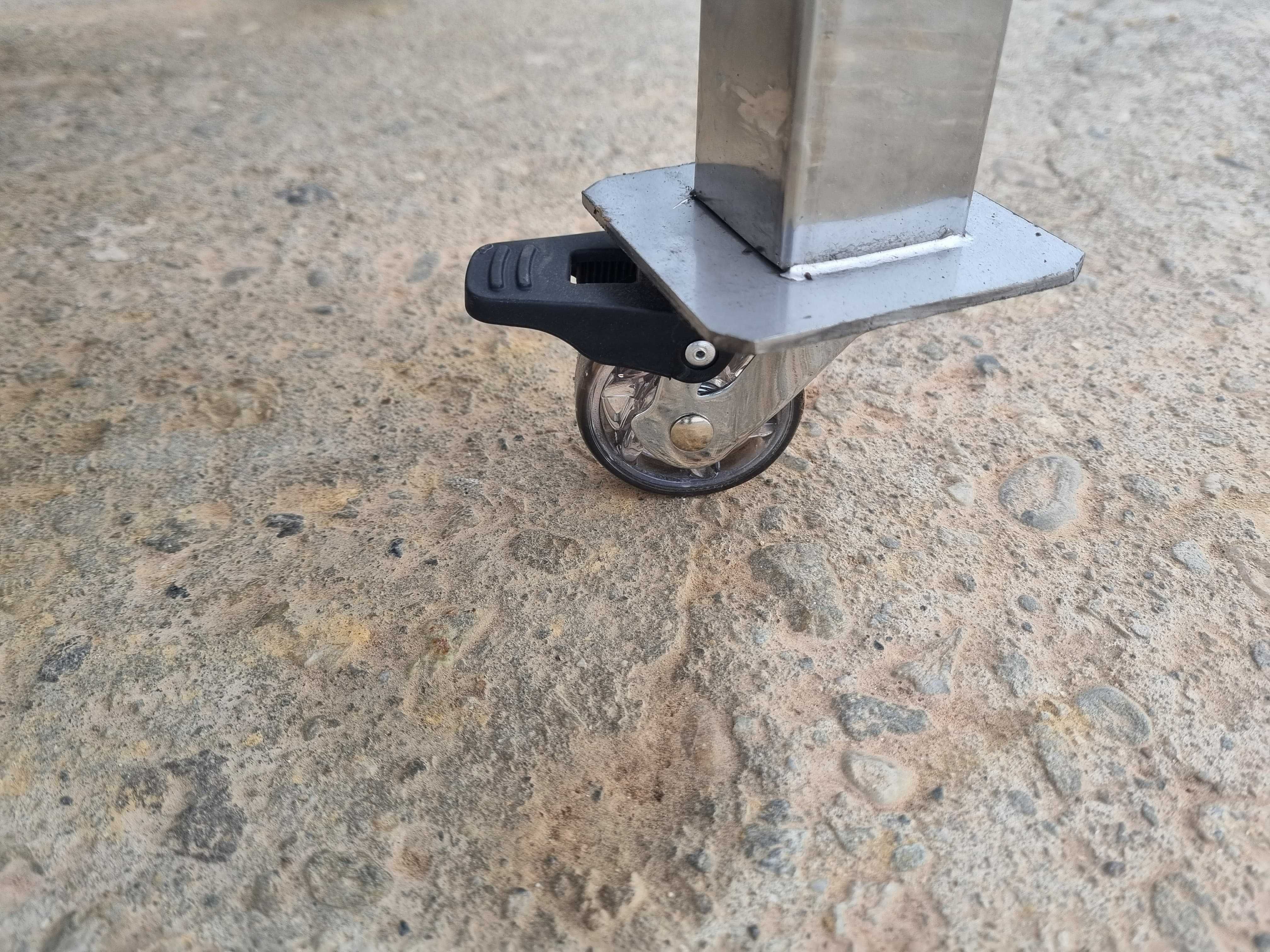 Vand Gratar Inox model deosebit
