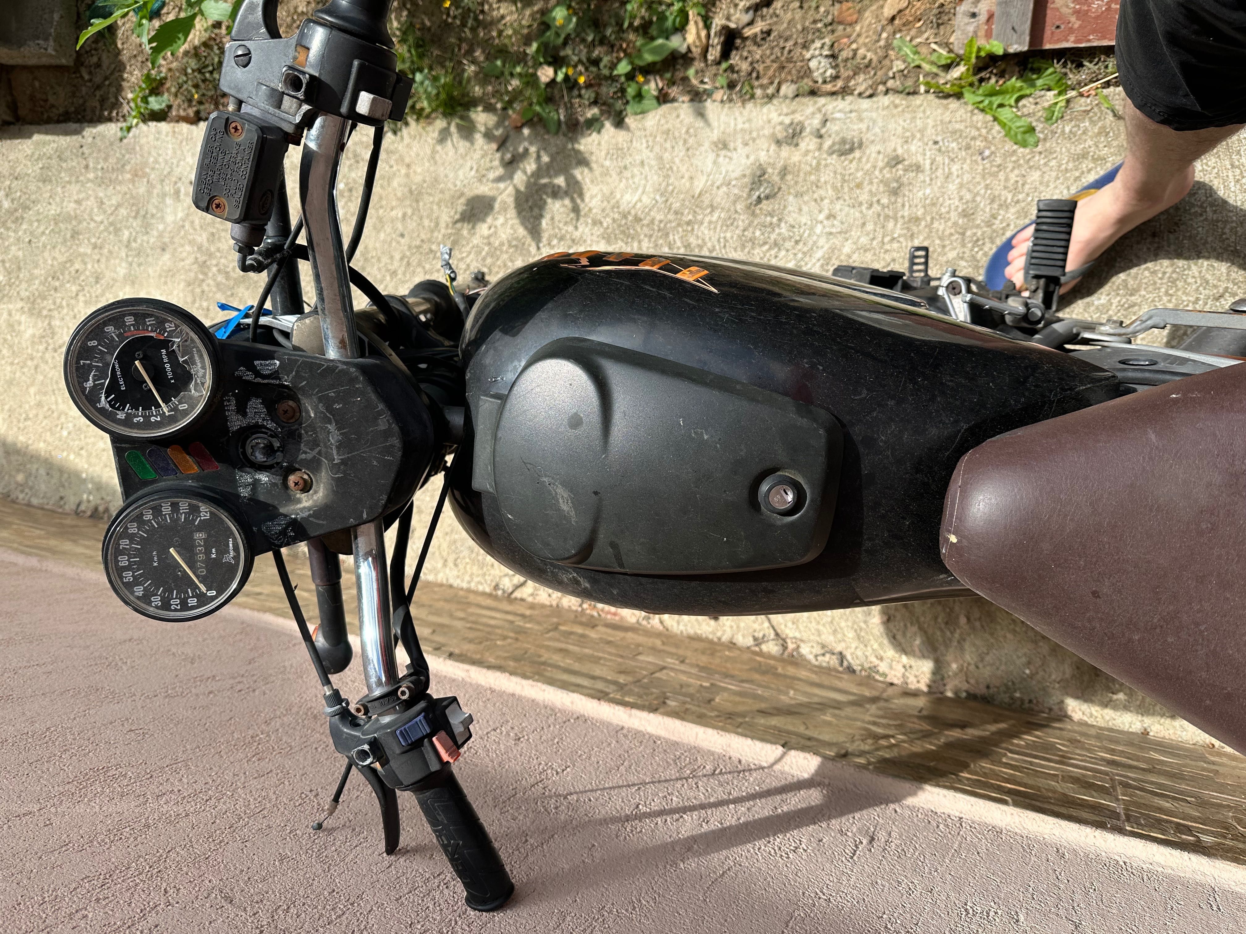 Motocicleta DERBI