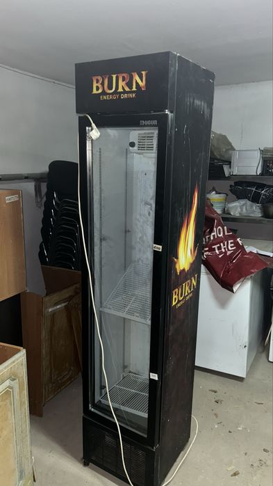 ветражный холодьник газ балон стол