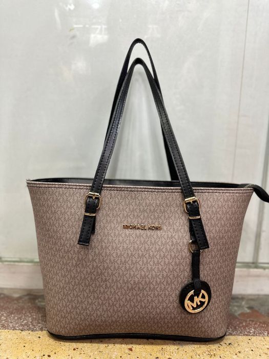 Genți damă diferite modele