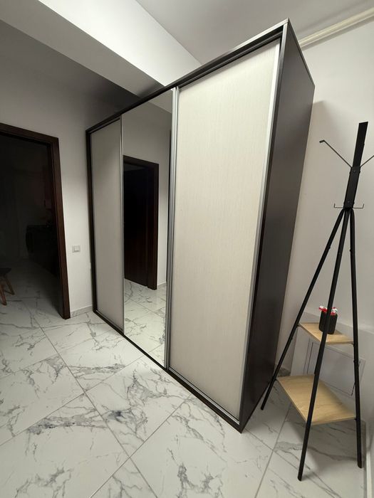 Inchiriez garsoniera